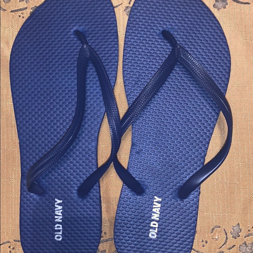 ✨Old Navy Flip Flops
